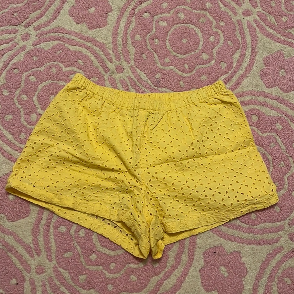 KIDS POLO RAULPH LAUREN SHORTS ( size 14 KIDS) good condition worn 2 times